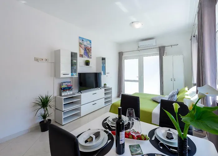 & - Free Parking Διαμέρισμα *