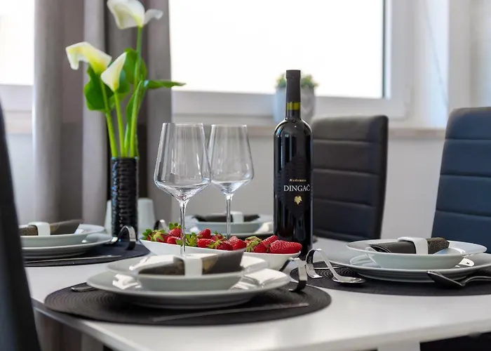 Διαμέρισμα & - Free Parking *